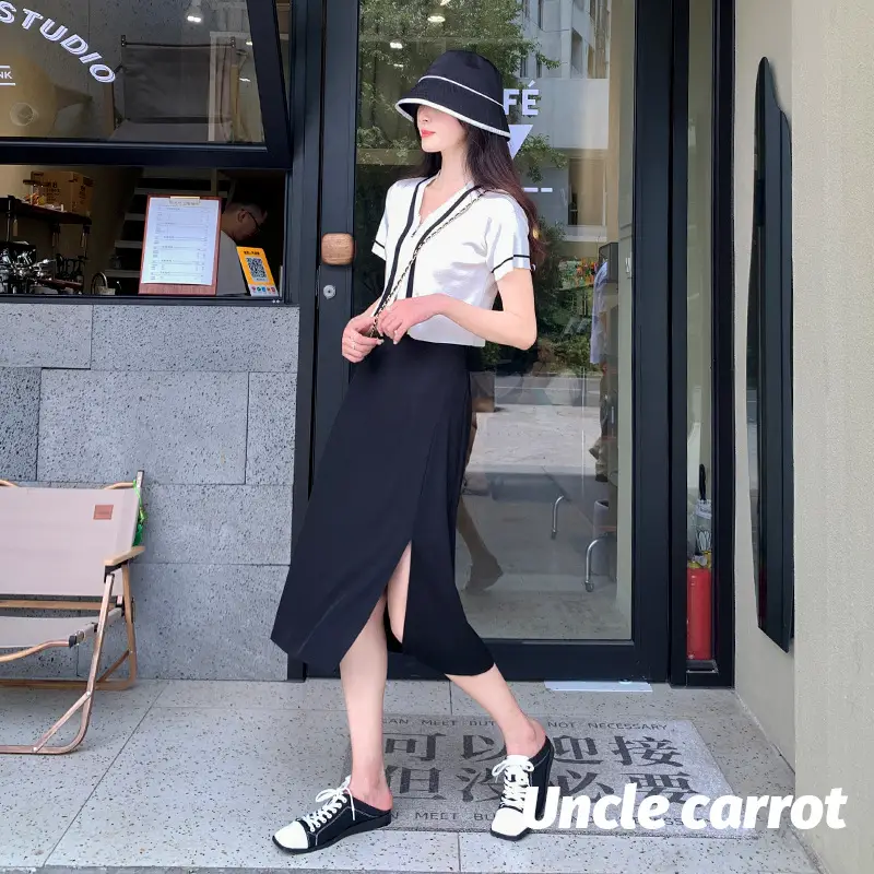 Women's Green Side Slit A-Line Skirt Mid Length - Image 8