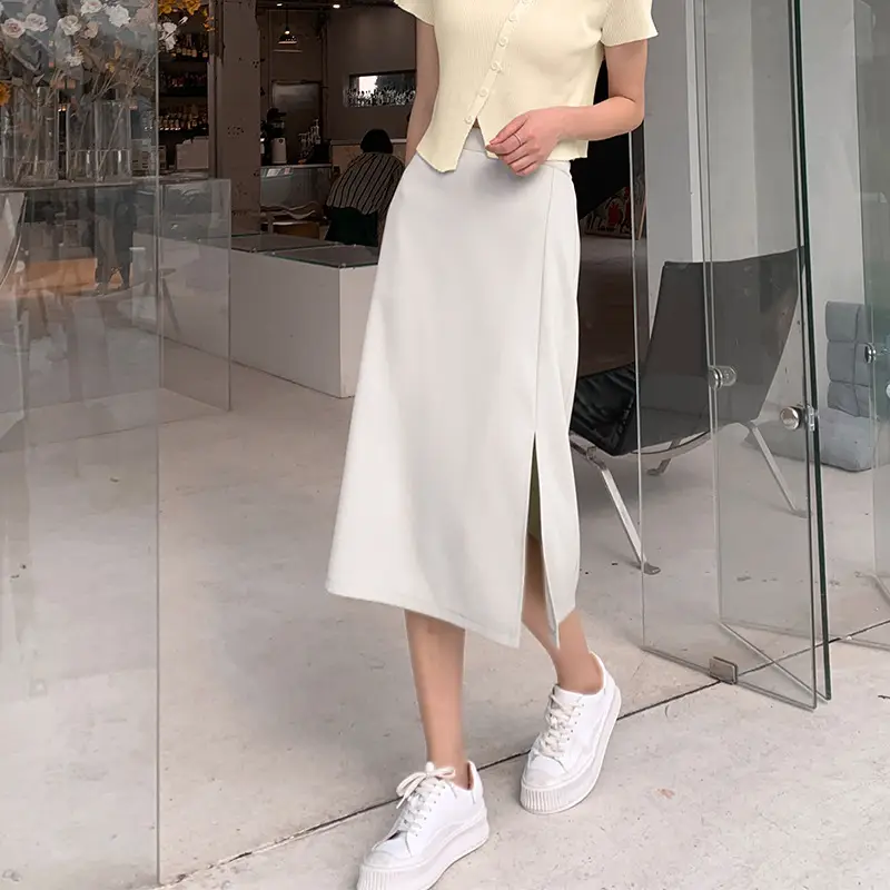 Women's Green Side Slit A-Line Skirt Mid Length - Image 2