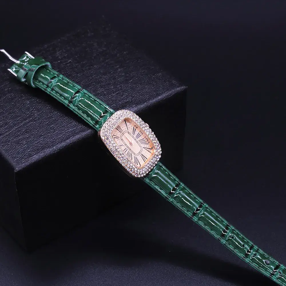 Cross-Border Quartz Watch Set for Women with Diamonds - Image 5