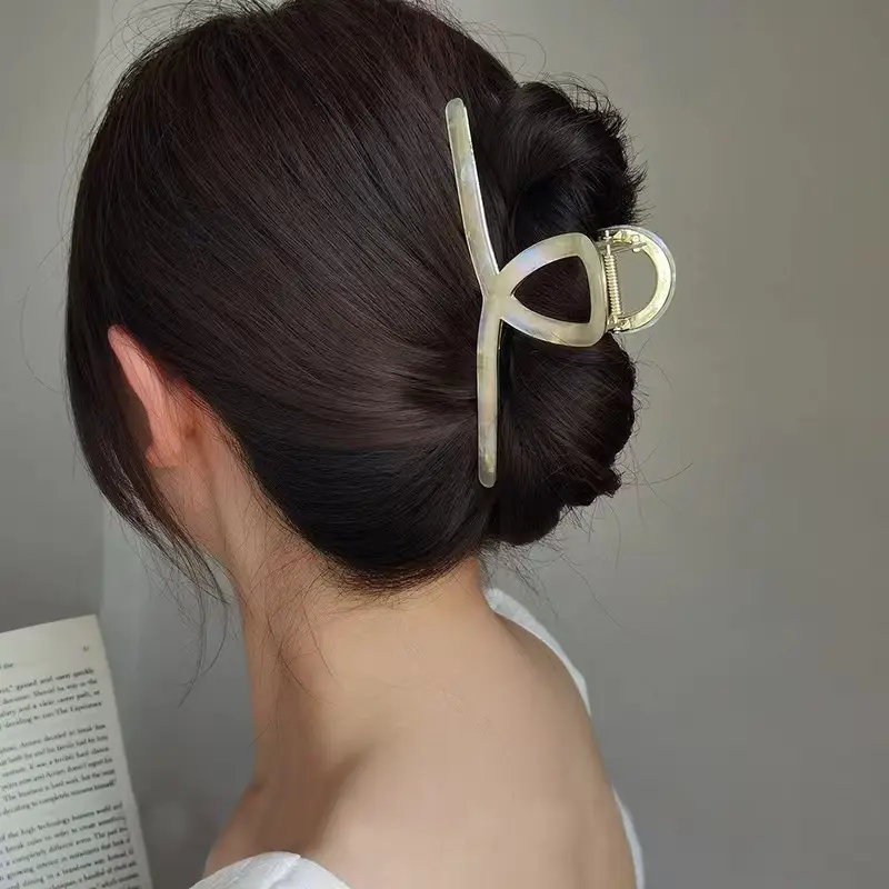 Elegant Metal Acetic Acid Hairpin Women's Clip - Image 13