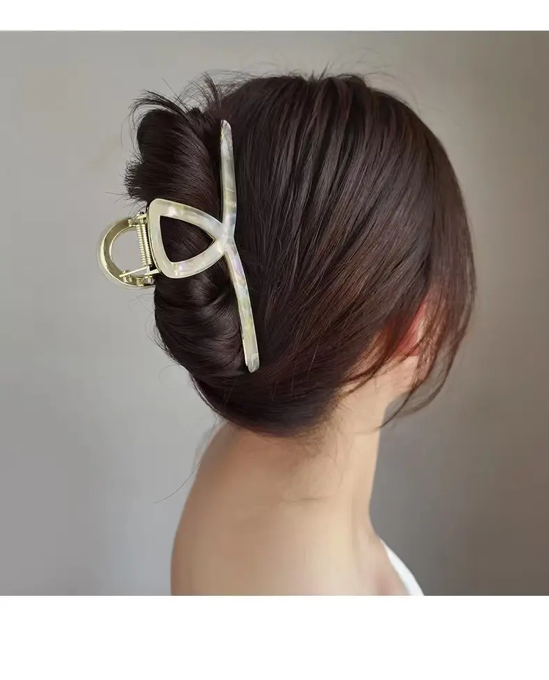 Elegant Metal Acetic Acid Hairpin Women's Clip — feature 3