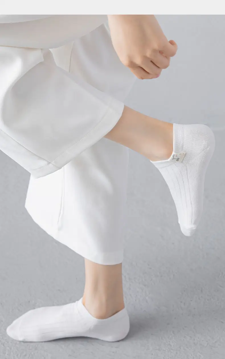 Short socks women's summer bear cloth label white thin boat Socks cute Japanese Joker solid color short socks Zhuji wholesale — feature 16