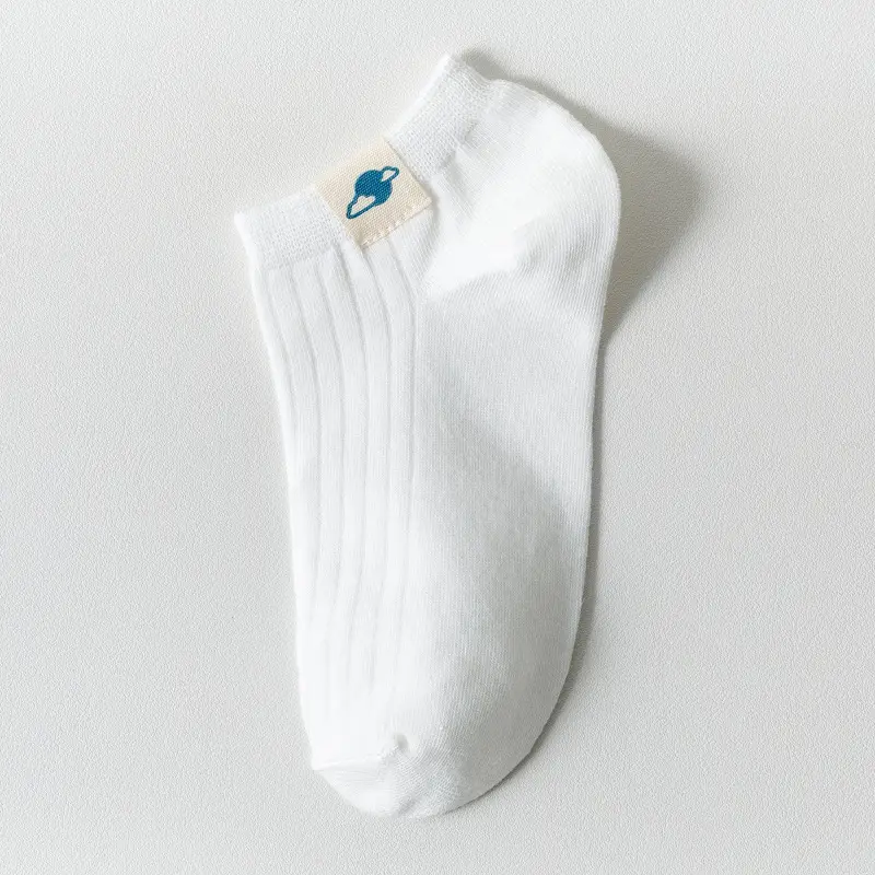 Short socks women's summer bear cloth label white thin boat Socks cute Japanese Joker solid color short socks Zhuji wholesale