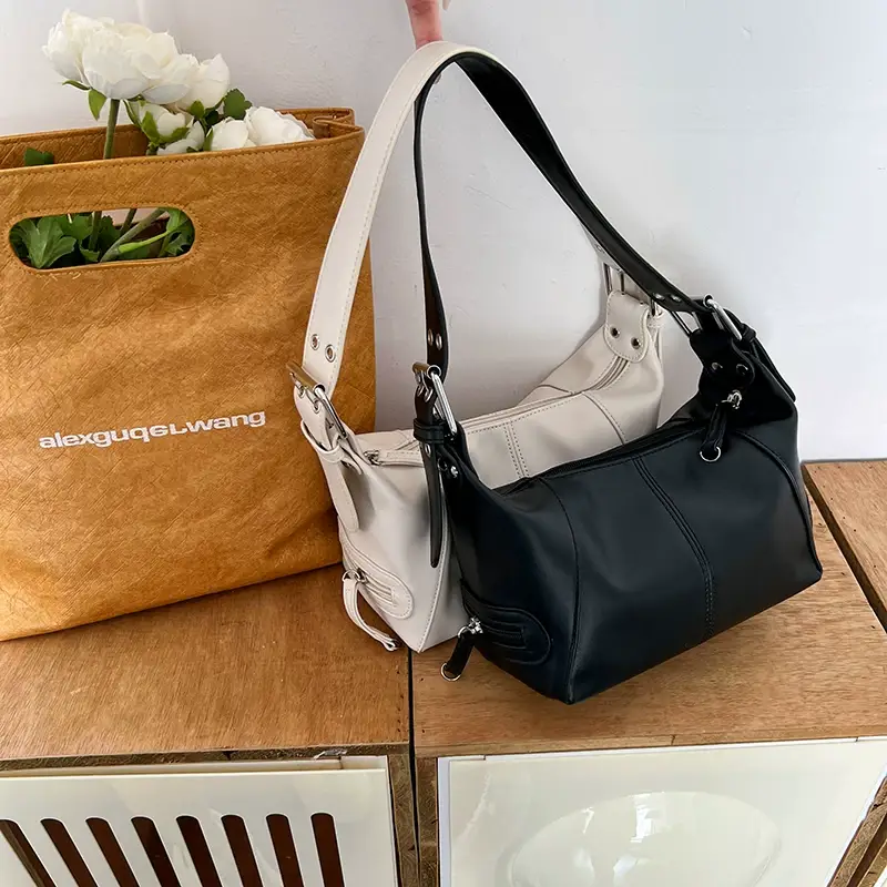 Black Leather Shoulder Bag for Women 2026 — feature 13