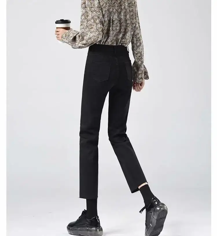 Women Cropped Light Blue Straight Jeans 2022 - Image 3