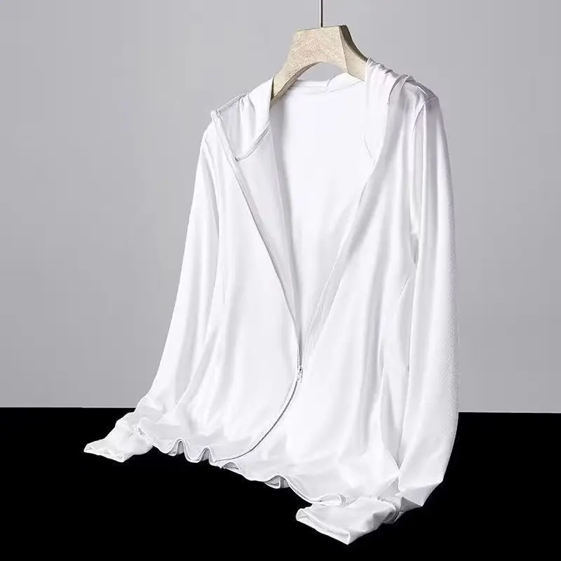 Men's Ice Silk Sun Protection Hooded Shirt - Image 6