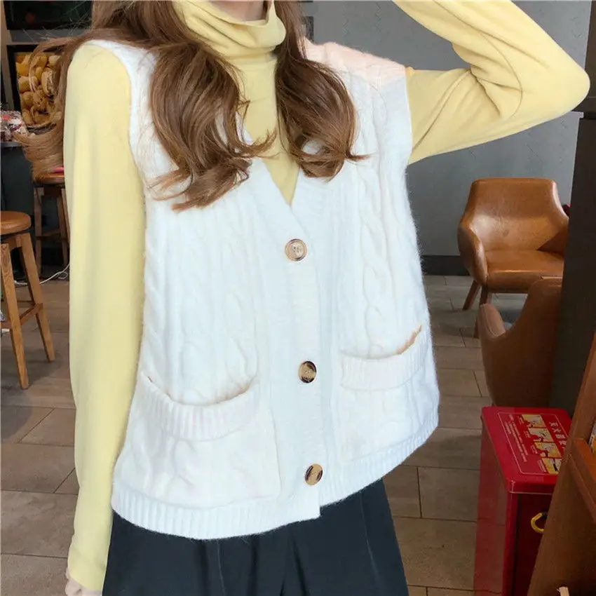 Women's Blue Wool Sleeveless Vest Large Winter Wear — feature 3