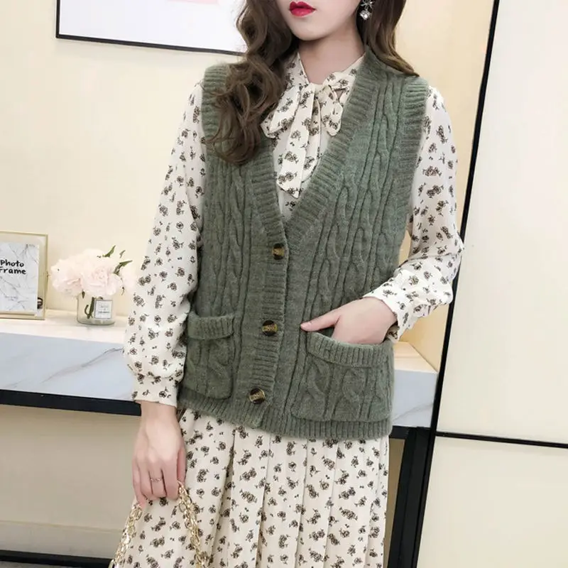 Women's Blue Wool Sleeveless Vest Large Winter Wear