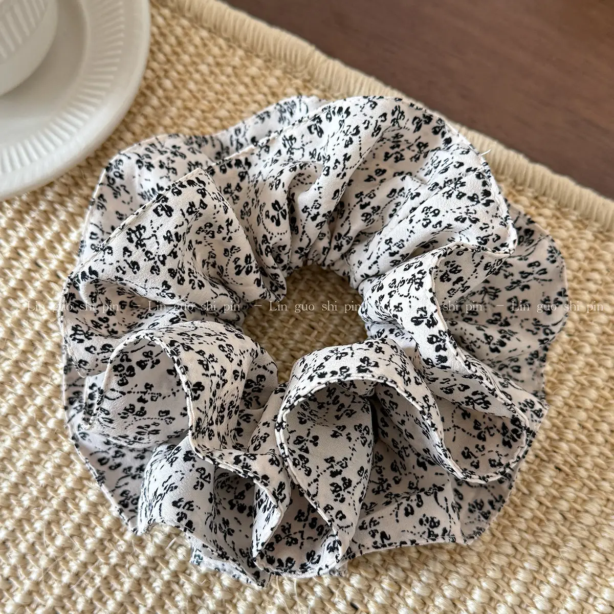 Elegant Ruched Hair Ties for Women Brown Black