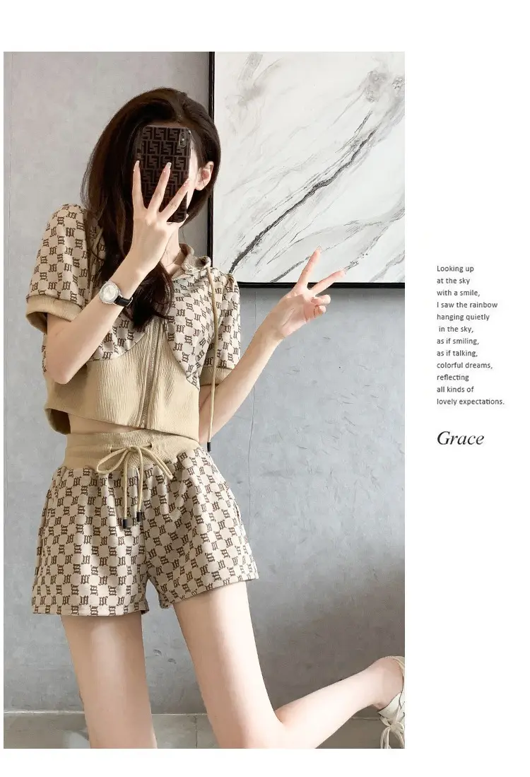2025 Summer Women's Hooded Shorts Set Beige Checkered — feature 8