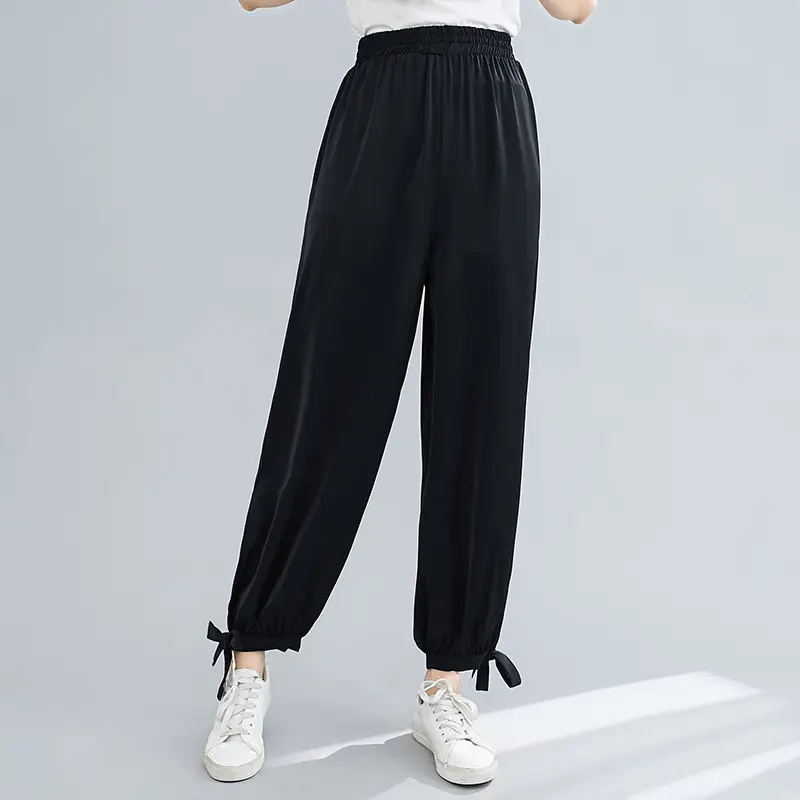 Plus-Size Black Elastic Waist Pants for Students - Image 3