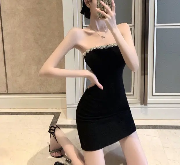 Black Rhinestone Tube Top Dress with Waist Tight Hip Wrapped Short Skirt — feature 2