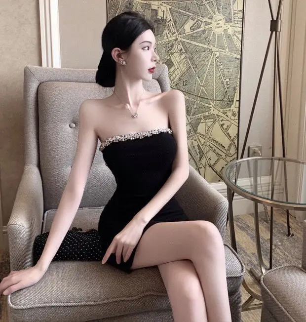 Black Rhinestone Tube Top Dress with Waist Tight Hip Wrapped Short Skirt — feature 3