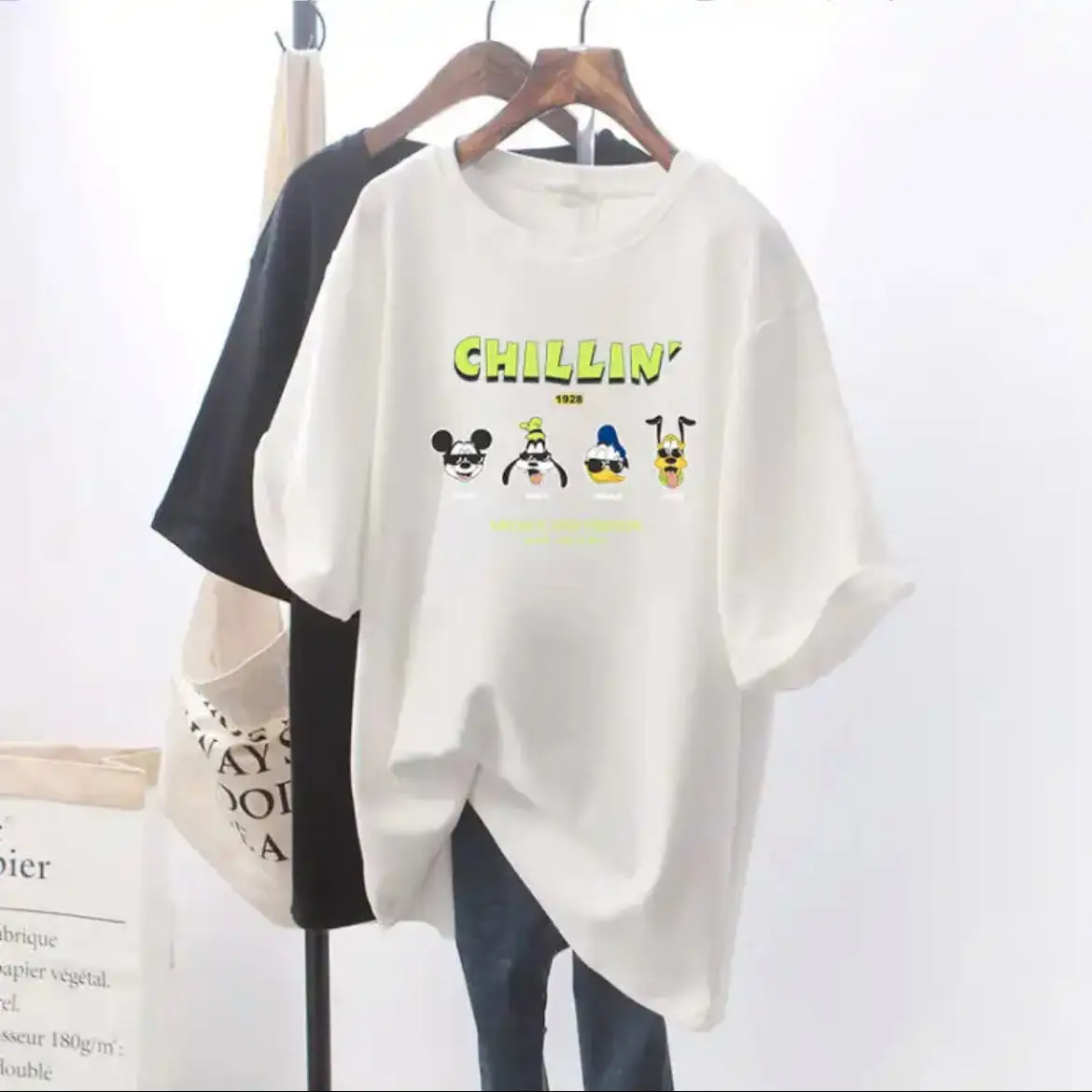 Women Chillin' Graphic T-Shirt Black Mid Length