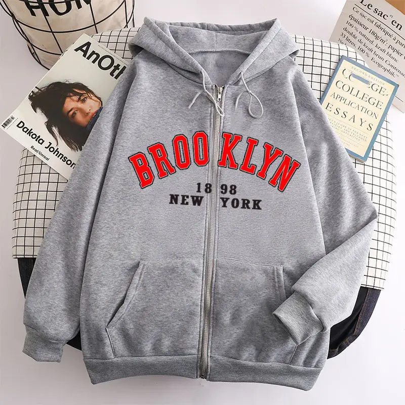 Brooklyn 1989 Zipper Hoodie Brown - Image 9