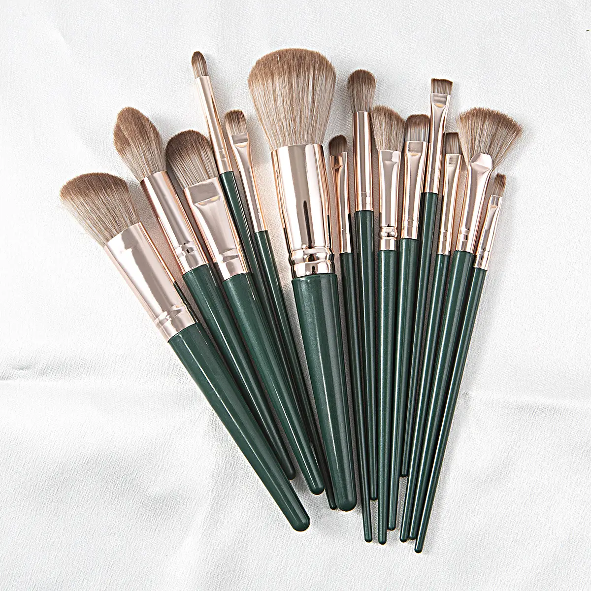 Cangzhou 14-Piece Green Makeup Brush Set — feature 11