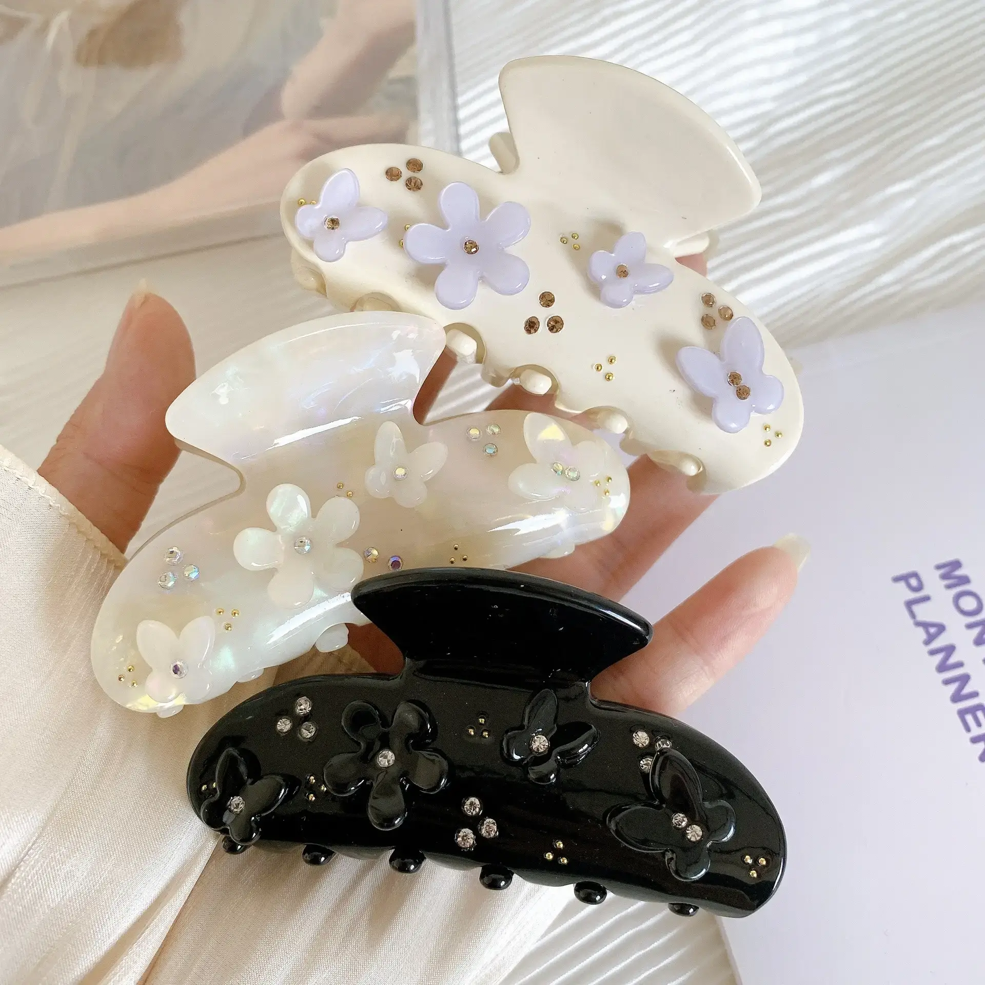 Elegant White Hair Clip with Floral Butterfly Design - Image 5