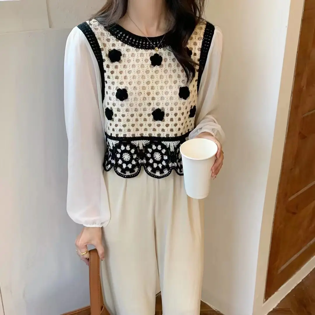Women's Black Embroidered Knitted Vest with White Flower Design - Image 4
