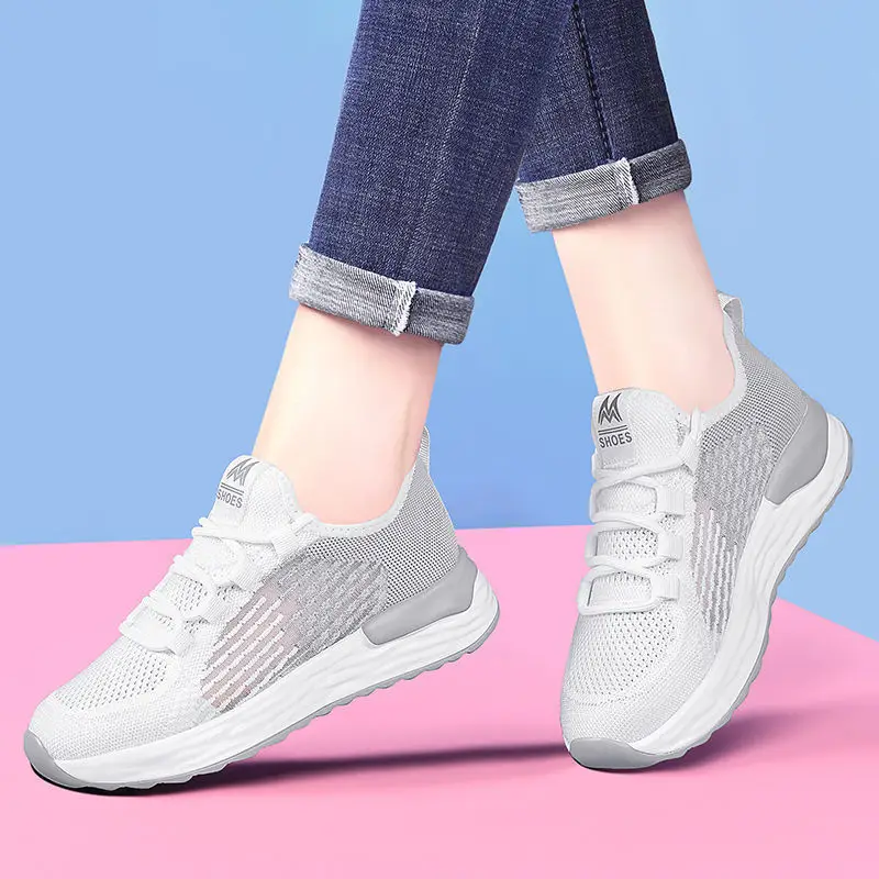 2024 Autumn Women's Shoes for Foreign Trade Cross-Border E-Commerce, Breathable White Sneakers, Flat Ultra-Light Sports Shoes for Women, Wholesale Lightweight - Image 5
