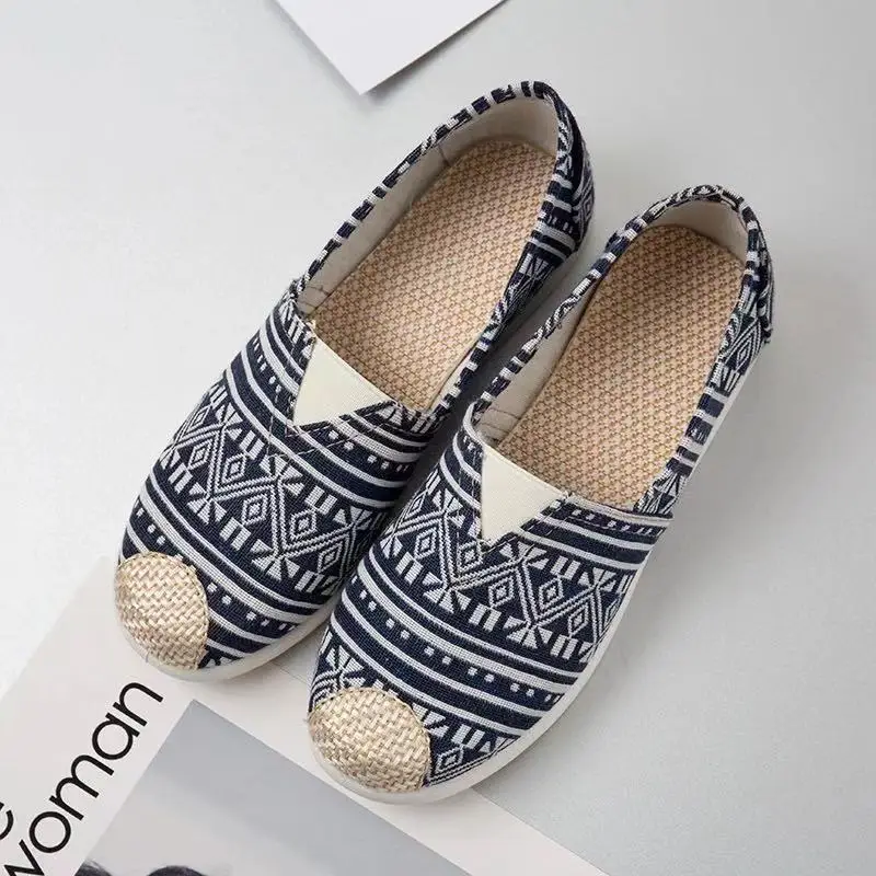 Women's Ethnic Patterned Slip-On Shoes Spring Autumn Soft Sole Canvas - Image 5