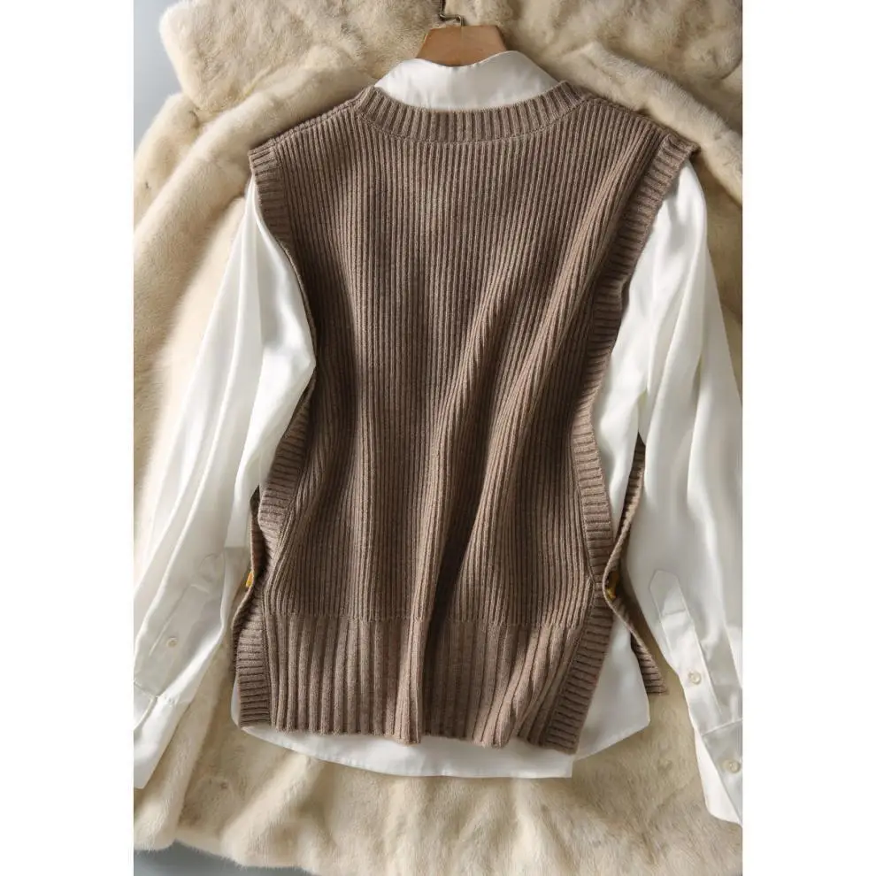 Maoning's New Autumn Japanese Style Round Neck Knitted Vest — feature 21