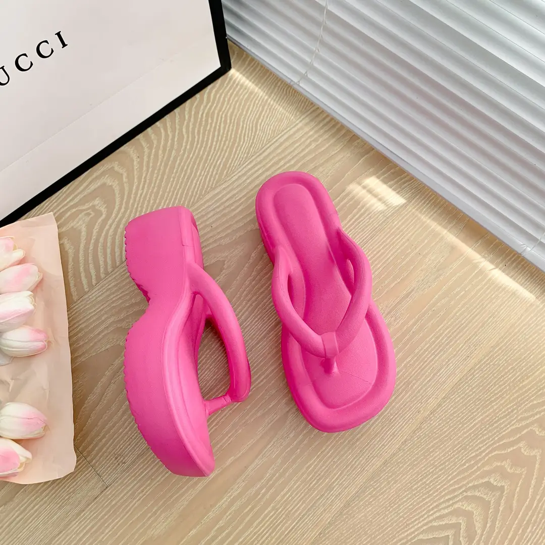 Large Size Flip-Flops Women's European and American Thick Bottom High-Level Internet Popular ins Trendy EVA Shit-Treading Outdoor Beach Sandals - Image 8