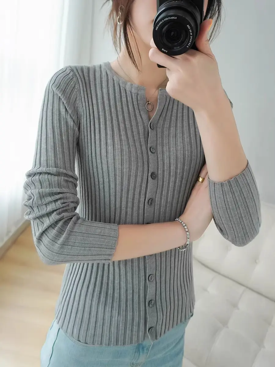 Women's New Knitted Cardigan Short Coat Round Neck Long Sleeve Solid Color - Image 12