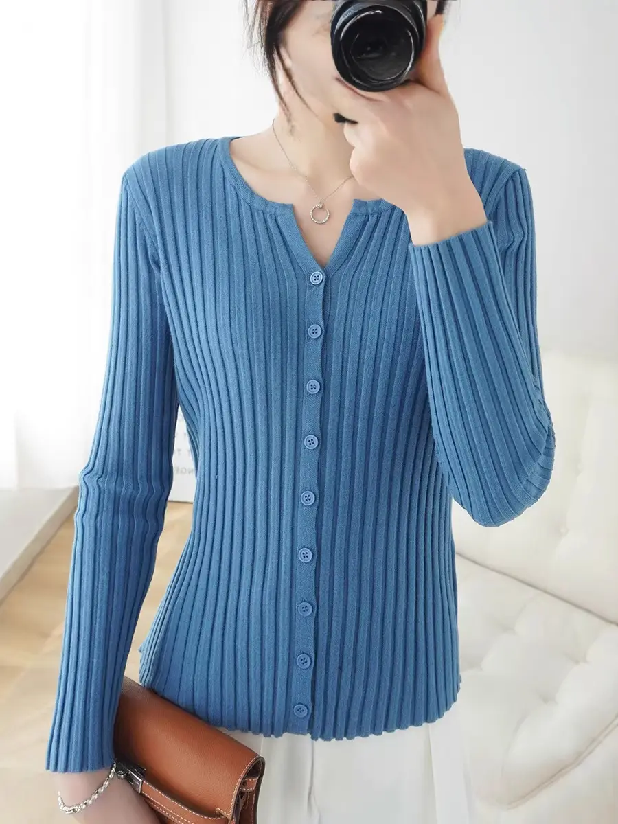 Women's New Knitted Cardigan Short Coat Round Neck Long Sleeve Solid Color - Image 15