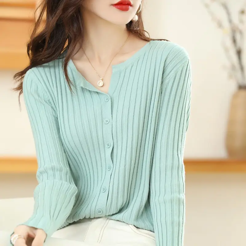 Women's New Knitted Cardigan Short Coat Round Neck Long Sleeve Solid Color - Image 10