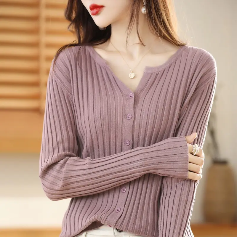 Women's New Knitted Cardigan Short Coat Round Neck Long Sleeve Solid Color - Image 4