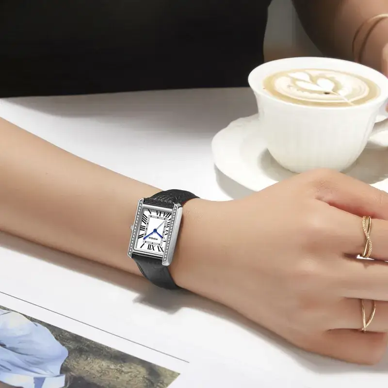 2022 New Arrival Women's Quartz Watch with Leather Strap - Image 5