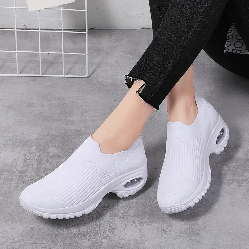 Cross-Border Casual Shoes, Autumn Thick-Soled Running Shoes, Women's Shoes, Comfortable Fly-Knit Breathable Slip-On Shoes, Women's Rocking-Soled Shoes - Image 8
