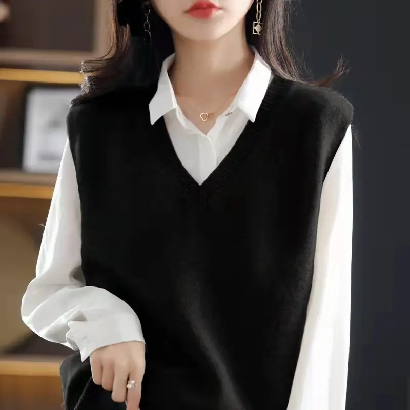 Women's Soft Waxy Knitted V-Neck Vest Autumn 2022