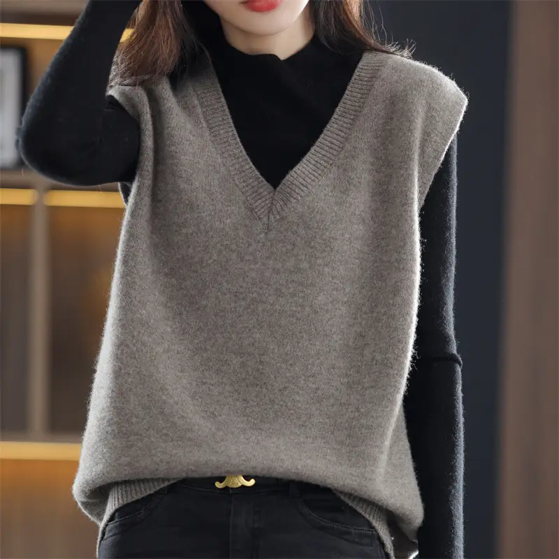 Women's Soft Waxy Knitted V-Neck Vest Autumn 2022
