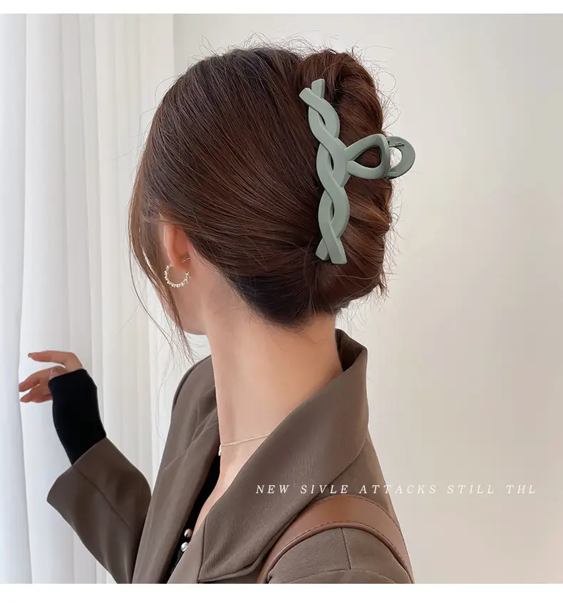 Elegant Hair Clip for Women Large Braided Style — feature 13