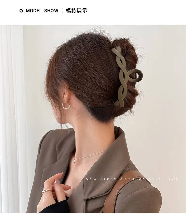 Elegant Hair Clip for Women Large Braided Style — feature 4