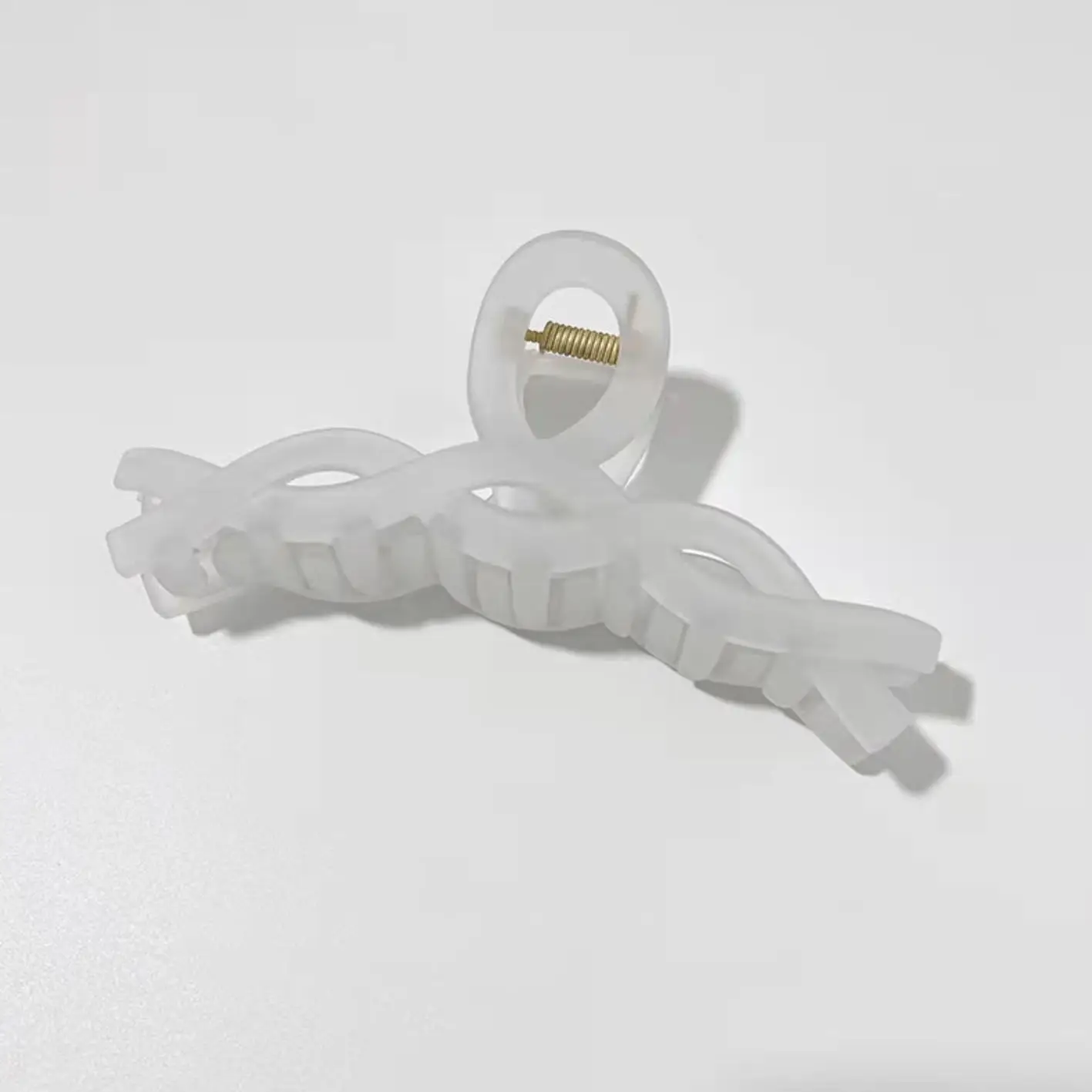 Elegant Hair Clip for Women Large Braided Style - Image 10