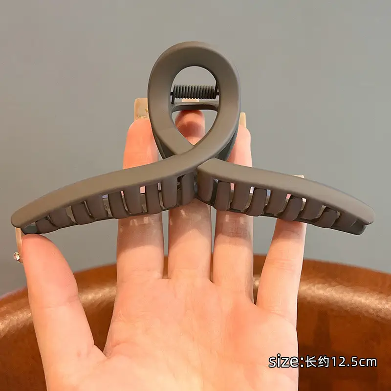 Elegant Hair Clip for Women Large Braided Style - Image 12