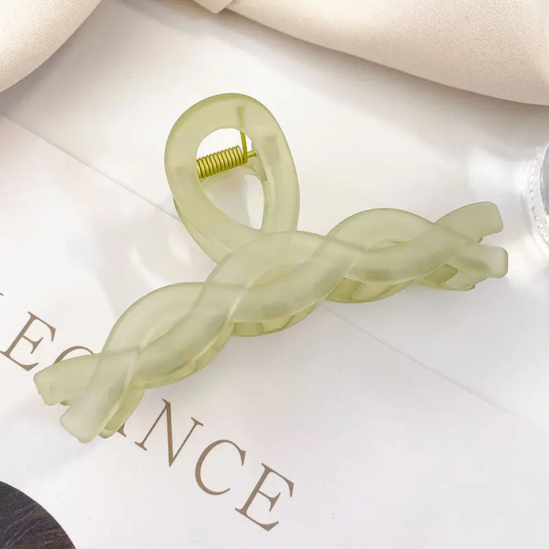Elegant Hair Clip for Women Large Braided Style - Image 9
