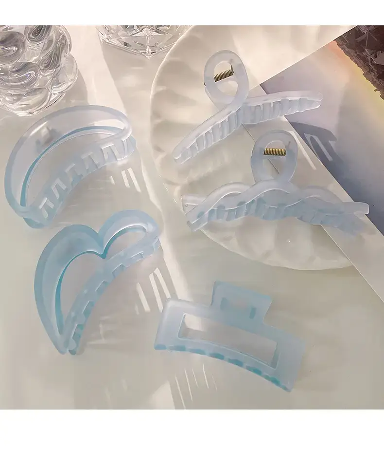 Light Blue Frosted Hair Clip for Women — feature 3