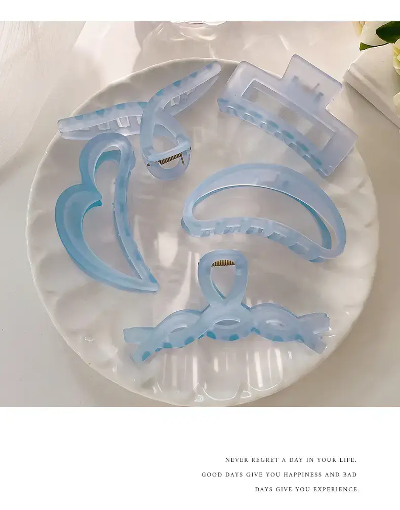 Light Blue Frosted Hair Clip for Women — feature 7