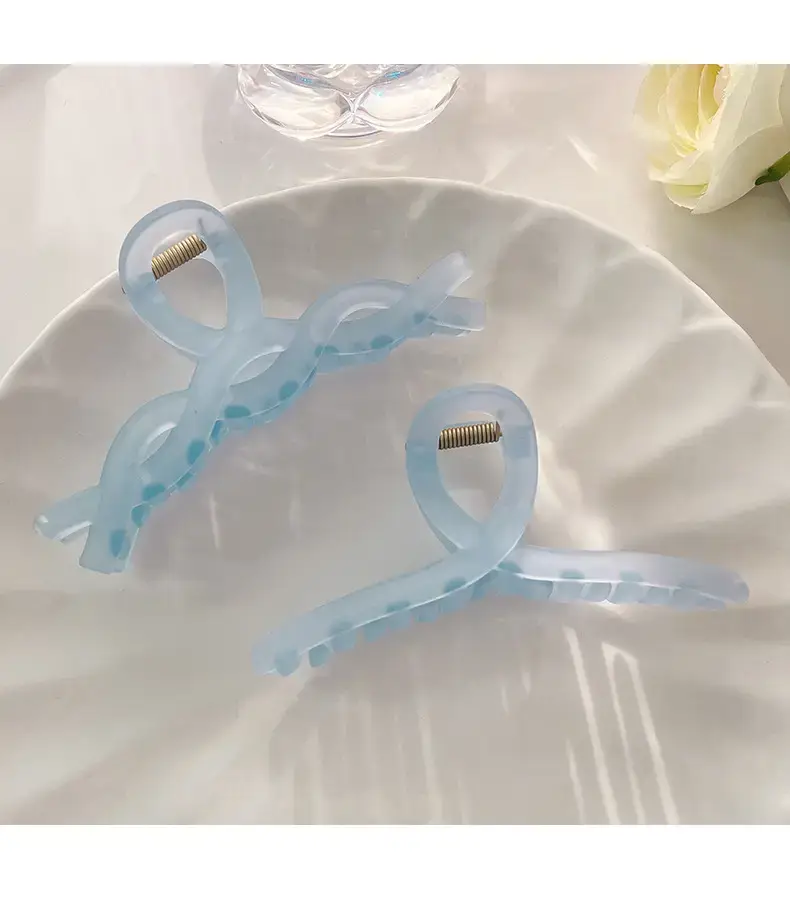 Light Blue Frosted Hair Clip for Women — feature 9