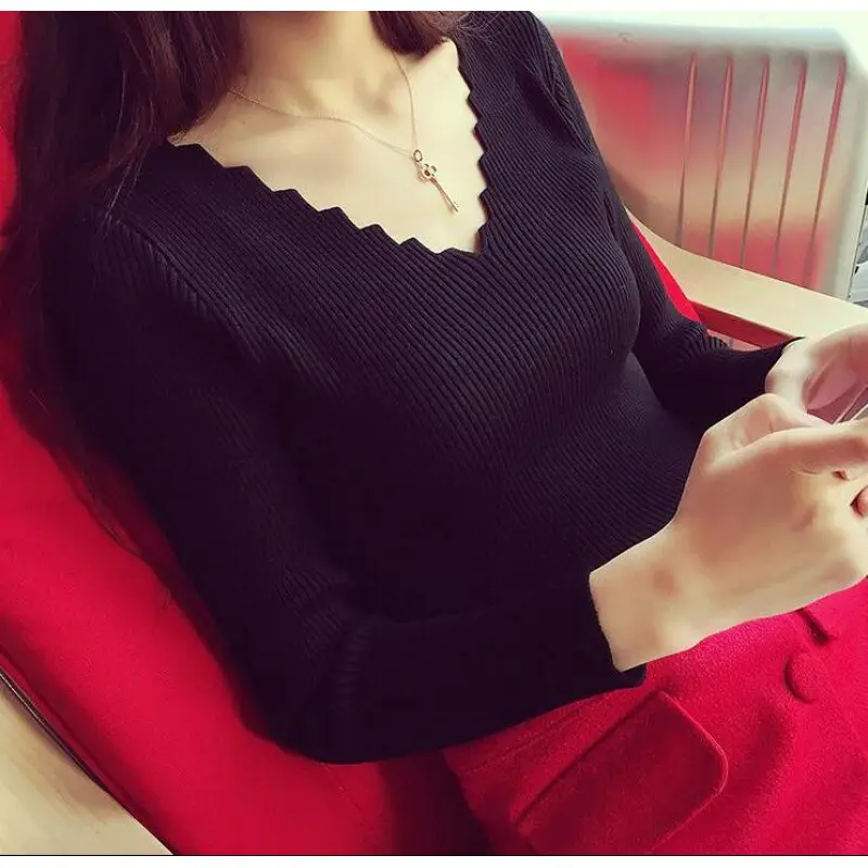 Women's V-neck Long Sleeve Pullover Sweater Cream