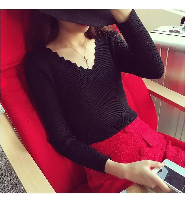 Women's V-neck Long Sleeve Pullover Sweater Cream — feature 5