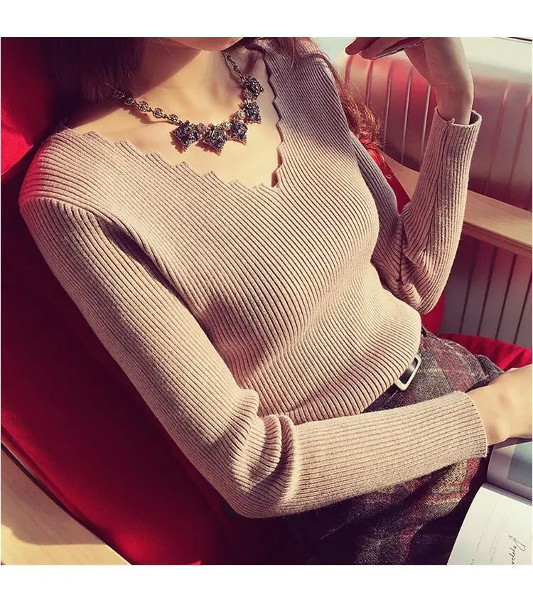 Women's V-neck Long Sleeve Pullover Sweater Cream — feature 7