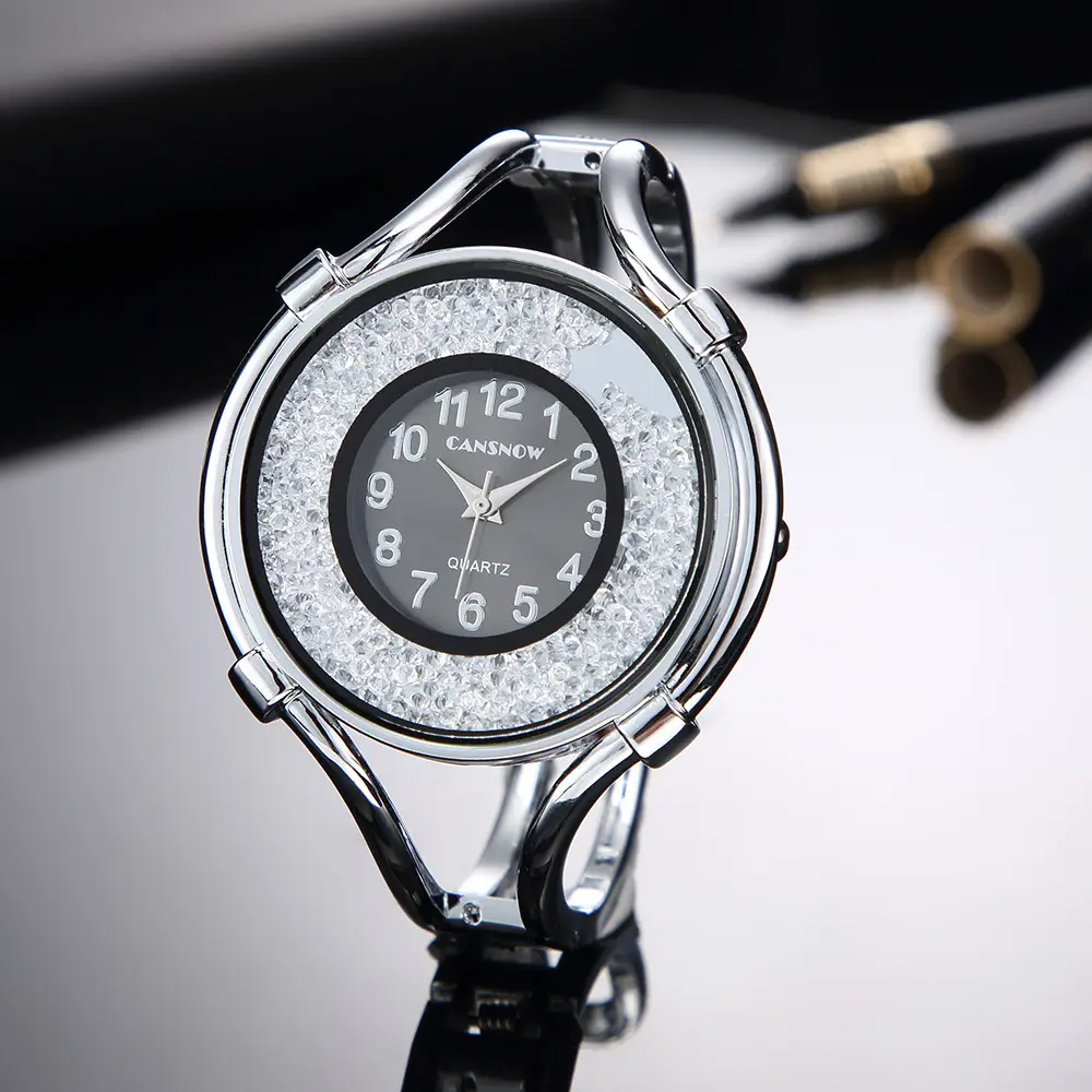 Rose Gold Sparkle Quartz Women's Watch - Image 5