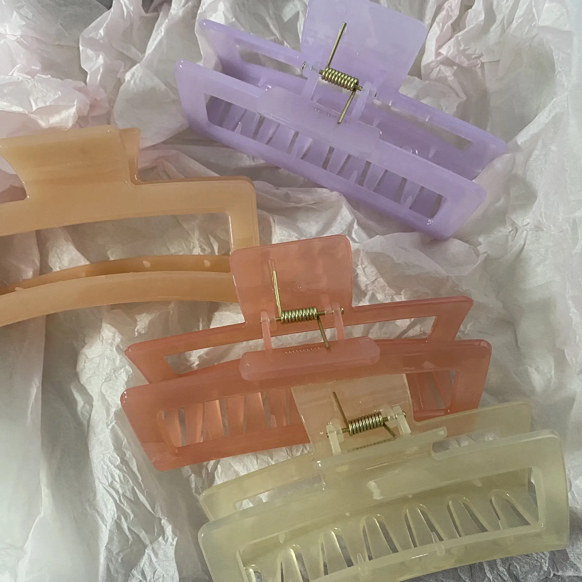 Extra Large Jelly Color Hair Clip 13cm - Image 4