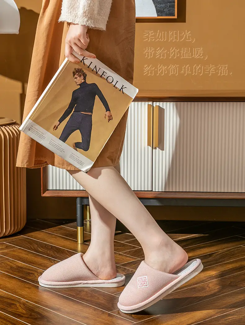 New Cotton Slippers for Women with Baotou Winter Non-Slip Soft Bottom Indoor Autumn and Winter Warm Couple Silent Cotton Slippers for Men — feature 5