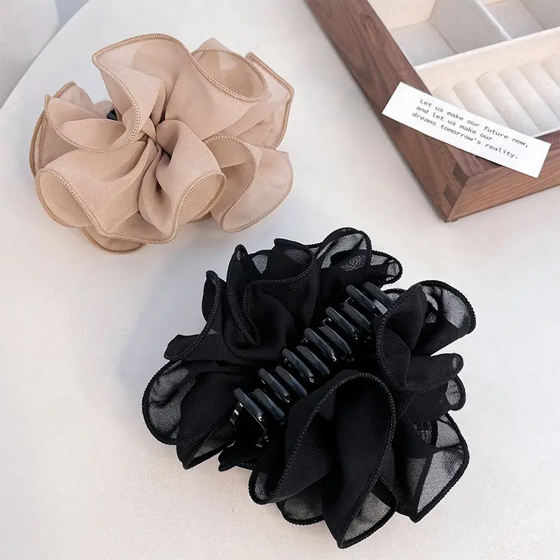 Elegant Mesh Hair Clip with Floral Design - Image 32