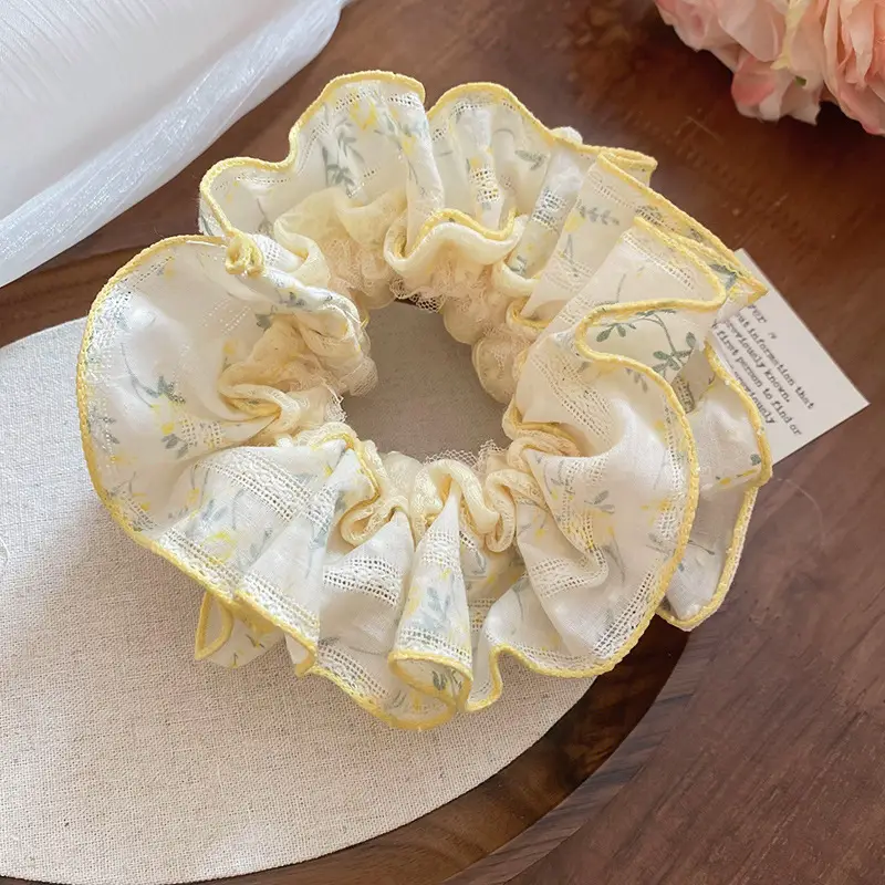 Elegant Mesh Hair Clip with Floral Design - Image 18